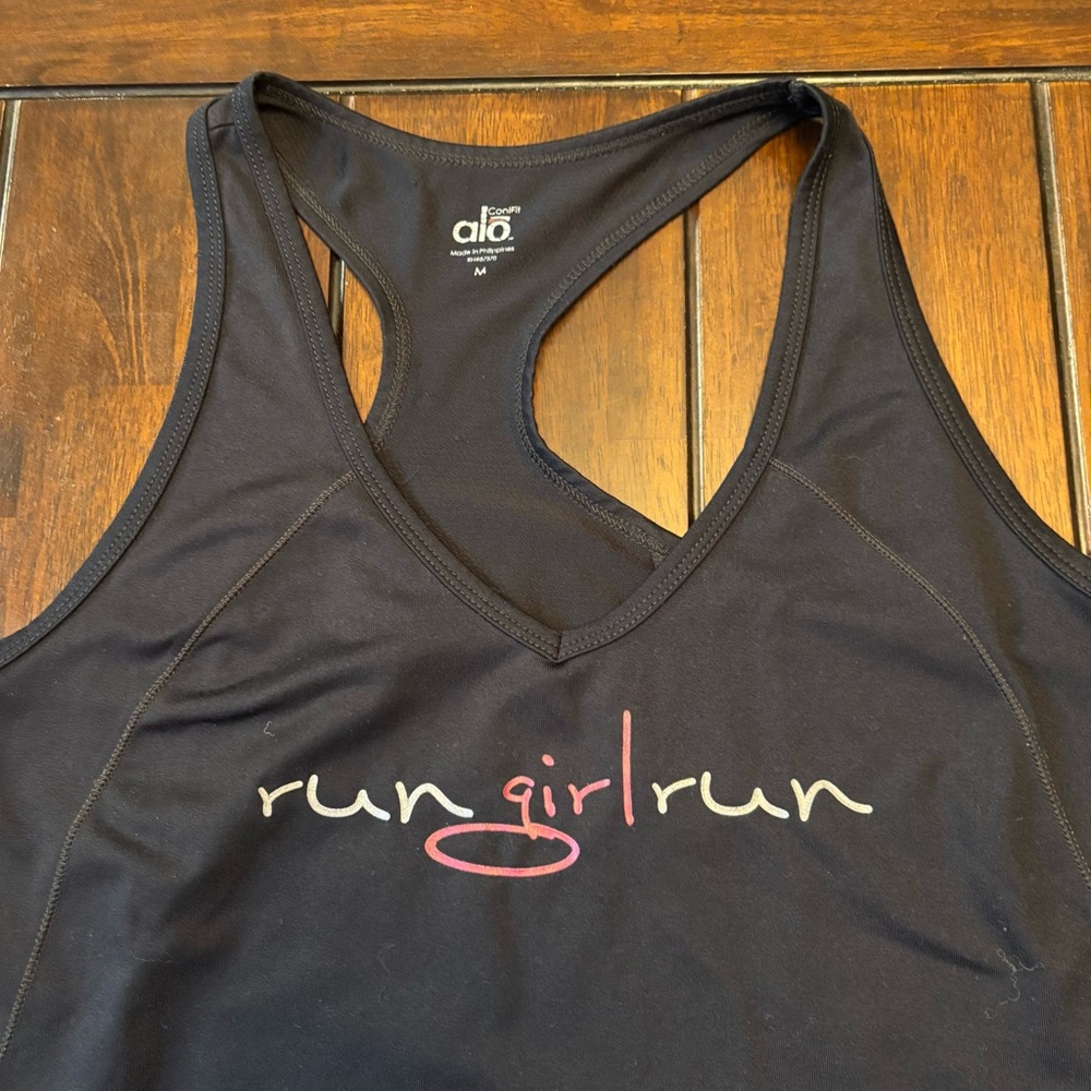 ALO Yoga Black Racerback Tank Top Run Girl Run Print Size M
